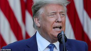 Tổng thống Trump tuyên bố Mỹ chiến thắng COVID-19