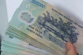 Tiền lương của cán bộ, công chức sẽ không tăng từ 1/7/2020