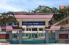 Trường học ở Đăk Lăk tự ý cắt giảm môn học chính khóa