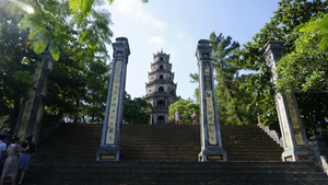 Thiên Mụ - cổ tự linh thiêng bên dòng sông Hương thơ mộng 