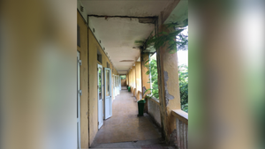 Ám ảnh lớp học xập xệ giữa Thủ đô