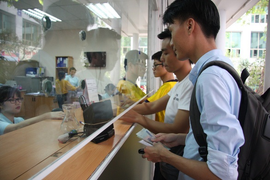 Sinh viên chuyển nhầm gần 2 tỷ đồng học phí, ĐH Quốc gia Hà Nội thông báo tìm