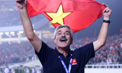 HLV ngoại thành công ở V-League: Thầy Mourinho không bằng Calisto