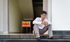 Tuyên hủy 2 bản án liên quan bị cáo tự tử tại tòa Bình Phước