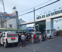 Truy bắt nghi phạm giết người trước bến xe An Sương