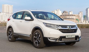 Crossover 7 chỗ tiếp tục giảm giá sâu để kích cầu, xả hàng tồn