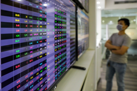 Phiên giao dịch lịch sử 1 tỷ USD: VN-Index giảm 31 điểm