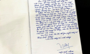 Xúc động những lời tiễn biệt trong sổ tang tướng tình báo Mười Hương