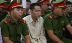 Hình ảnh 9 bị cáo sát hại nữ sinh giao gà ở Điện Biên hầu tòa phúc thẩm