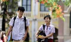 Chạy đua chương trình học, giáo viên mong kéo dài kỳ nghỉ hè, tựu trường sát 5/9
