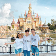 Gia đình Hoa dâm bụt rủ nhau phá đảo công viên chủ đề lớn nhất Việt Nam