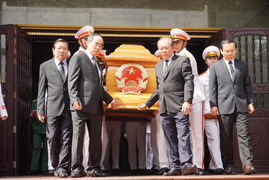 Tiễn đưa nhà tình báo huyền thoại Mười Hương về nơi an nghỉ