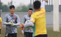 Thủ môn U23 Việt Nam dự bị cho Bùi Tiến Dũng ra mắt ấn tượng ở SLNA