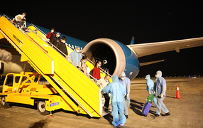 Quảng Ninh cách ly 109 công dân Việt Nam trở về từ Angola