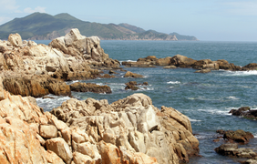 Bức tranh hoang sơ tuyệt đẹp của Gành Đèn, Phú Yên