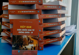 Ra mắt cuốn sách đầu tiên viết về thảm họa toàn cầu COVID-19