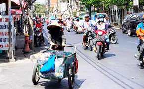 Đi bộ dưới trời nắng, nam thanh niên 20 tuổi nguy kịch phải thở máy