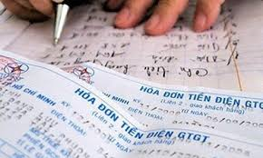 Hộ dân ở Nghệ An bị ghi sai hơn 15 triệu tiền điện: Đình chỉ giám đốc điện lực