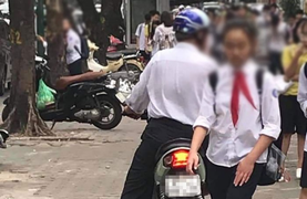 Bác thông tin tình nghi nữ lái xe ôm công nghệ lừa đón học sinh ở Hà Nội