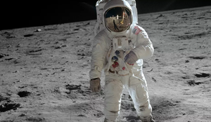 Vì sao con người khó sống trên Mặt Trăng và Sao Hỏa?