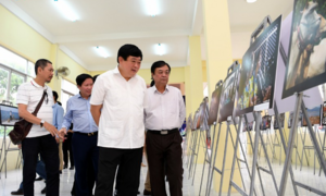 Khai mạc 2 triển lãm trong khuôn khổ Liên hoan phát thanh toàn quốc lần thứ XIV