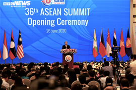 Thủ tướng: COVID-19 là phép thử khẳng định bản lĩnh của ASEAN