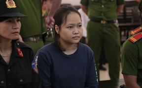 Vụ 2 thi thể bị đổ bê tông: Cha bị cáo cầm đầu mong con được sống