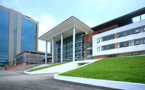 Trường chuyên Hà Nội-Amsterdam hưởng chế độ đặc biệt ra sao?