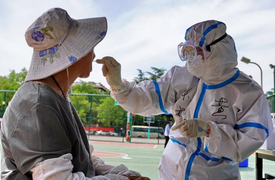 Ngăn dịch COVID-19 tái bùng phát, Bắc Kinh xét nghiệm cho 8,3 triệu người