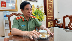 Trung tướng Đoàn Duy Khương: 'Chưa đêm nào tôi được ngủ trước 2h sáng'