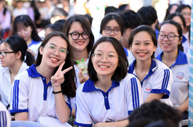 Tỷ lệ 1 'chọi' 8 vào trường THPT chuyên Khoa học Tự nhiên