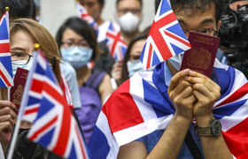 Anh dự kiến mở đường nhập tịch cho 3 triệu người Hong Kong