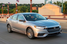 Loạt xe có tính năng tự lái tốt nhất năm 2020