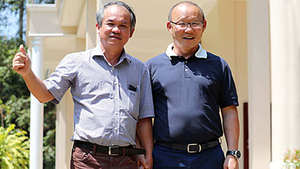 HLV Park Hang Seo: ‘Tôi không ưu ái HAGL dù thân bầu Đức’ 