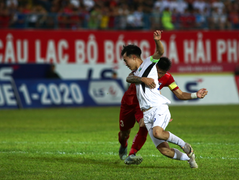 Video: Văn Toàn là điểm sáng hiếm hoi mà HLV Park Hang Seo có thể trông cậy