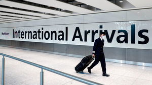 Khách du lịch Việt Nam tới Anh được miễn cách ly y tế