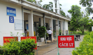  Bé 4 tuổi tiêm đủ vaccine vẫn dương tính với bạch hầu