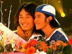 Hai quán quân Sao Mai điểm hẹn năm 2004 ra sao sau 16 năm?