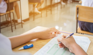 Bài toán lớp 5 làm khó nhiều người, bạn có thể tìm ra đáp án trong 4 phút?