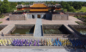 Chúa Nguyễn Phúc Khoát là người có công định chế lại áo dài Việt Nam