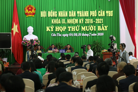 Tăng trưởng GRDP của Cần Thơ cao hơn TP.HCM nhưng thấp nhất trong 10 năm