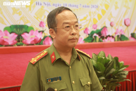 Quy định mới xuất nhập cảnh tạo điều kiện thuận lợi cho người dân thế nào?