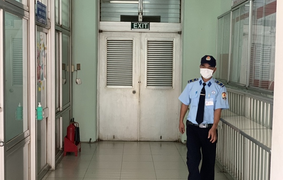 BV Chợ Rẫy kiểm soát chặt lối đi chính, chuẩn bị đưa phi công người Anh ra viện