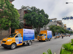 Ra quân hưởng ứng ngày Bảo hiểm Y tế Việt Nam