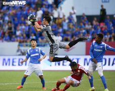 Ảnh: Bùi Tiến Dũng tỏa sáng trong trận CLB TP.HCM thắng đậm