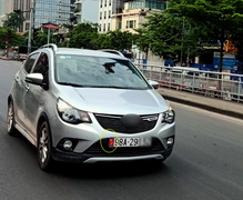 Xử nghiêm phương tiện giao thông dán bản đồ Việt Nam thiếu Hoàng Sa, Trường Sa