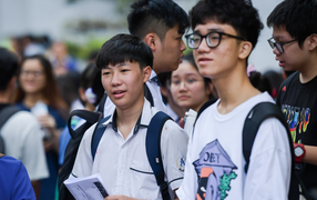 Đề Lý lớp 10 chuyên Khoa học tự nhiên: Câu hỏi dài khiến thí sinh choáng ngợp