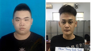 Bắt 2 thanh niên dùng dao cướp điện thoại người đi đường ở TP.HCM