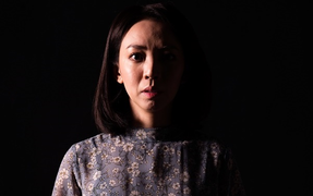 Thu Trang: Người hay úp mặt điện thoại xuống bàn thường giấu bí mật lớn