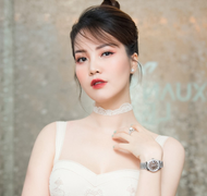 Á hậu Thụy Vân chấm thi hoa hậu: Tôi luôn thích những cô gái có nụ cười đẹp